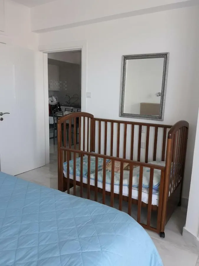 Sunorama Beach Garden 302 Apartment Larnaca